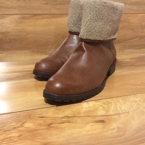 Style & Co Women’s Brown Ankle Zipper Boots Sz 8.6
